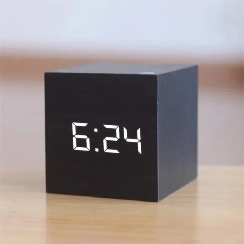 นาฬิกาอิเล็กทรอนิกส์ดิจิตอลควบ - Modern Electronics Gadgets บทวิจารณ์และราคา